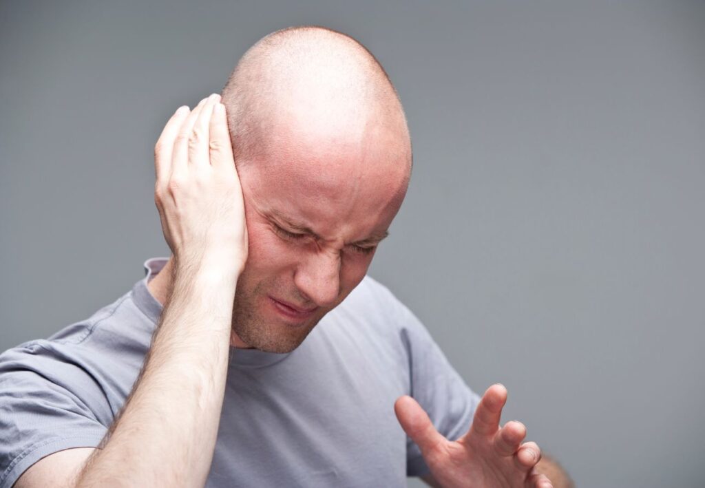 síntomas otitis